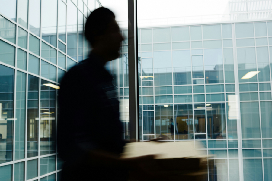 ข้อดี-ข้อเสีย ของการจ้างที่ปรึกษาธุรกิจ เทียบกับการแก้ปัญหาด้วยทีมงานภายใน